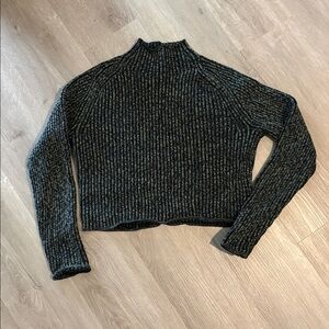 Lululemon mock neck sweater